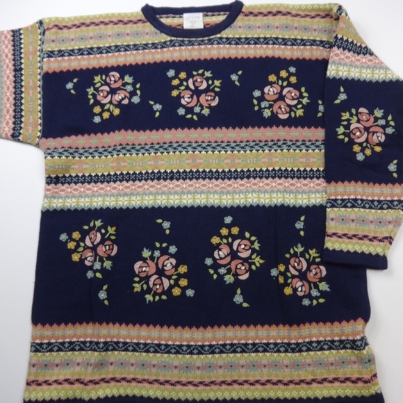 Large Roomie Dk Blue Sweater all Cotton w Flowers with stripes - Picture 3 of 7